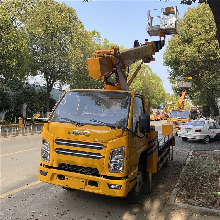全新23米高空作業(yè)車亮相 園林綠化修剪新利器，可工廠定制改裝現(xiàn)代救護(hù)車型
